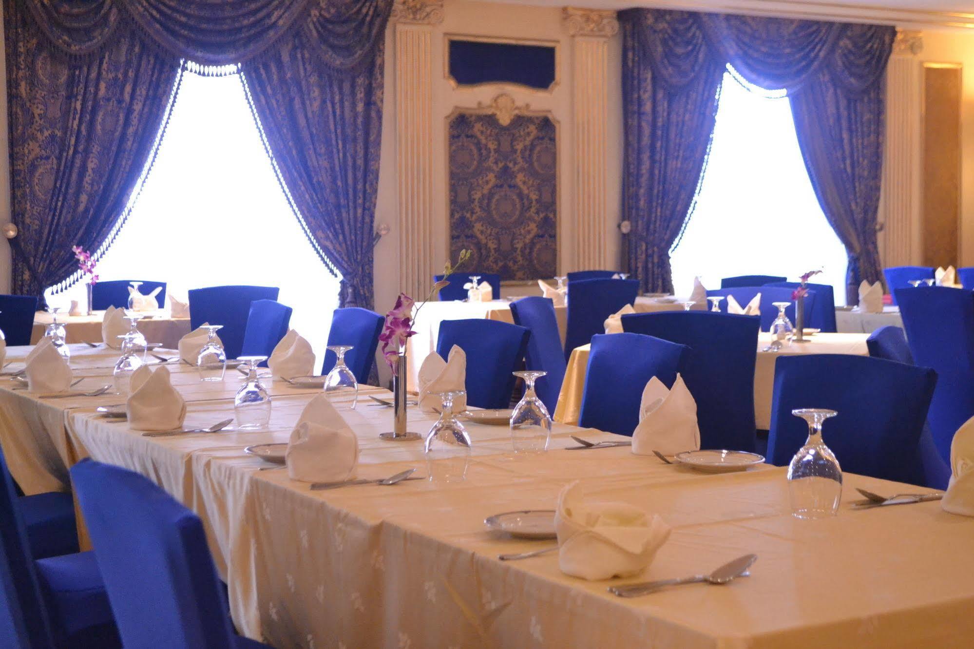 Amjad Royal Suites Hotel Jeddah Exterior photo